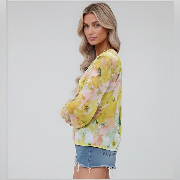 Gold Shimmer Floral Chiffon Blouse - Picture 3 of 9